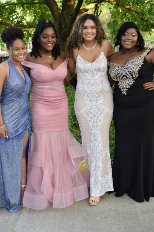 Amayah Cobin, Gia Armstrong, Illycia Allen, and Cheletta Sipple 